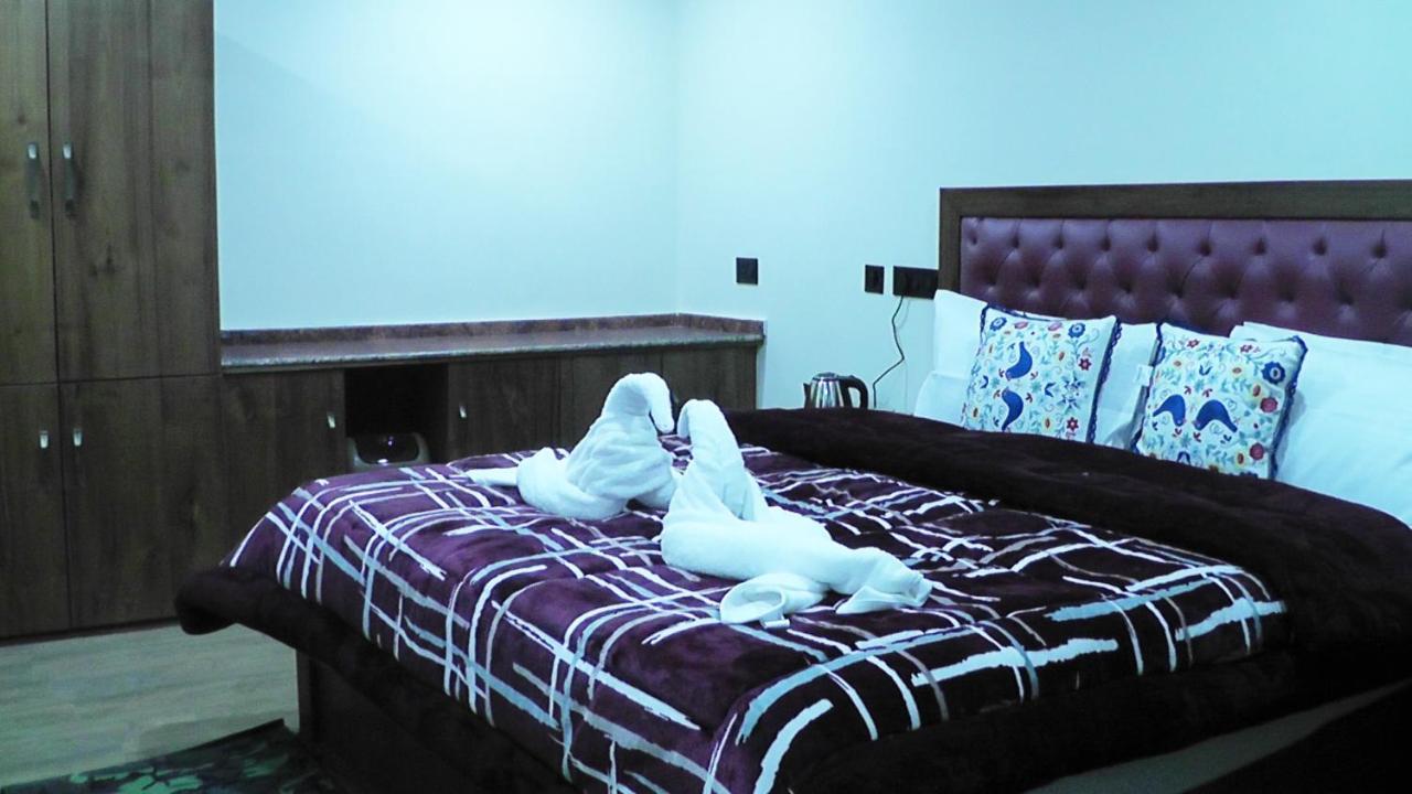 Hotel Jakhu Heights 西姆拉 外观 照片