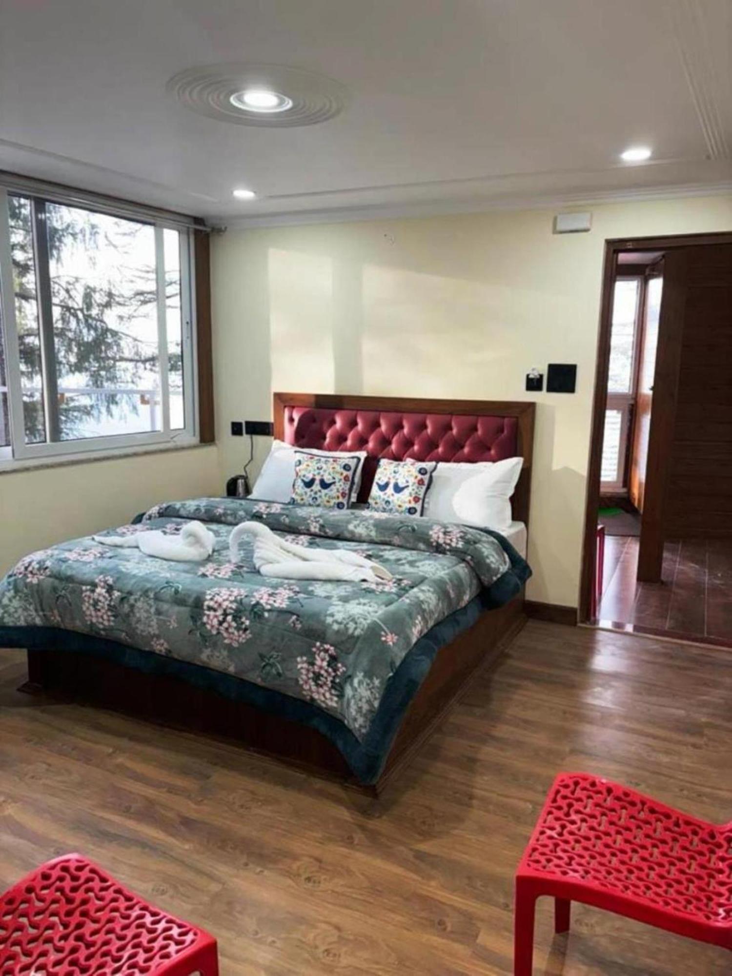 Hotel Jakhu Heights 西姆拉 外观 照片